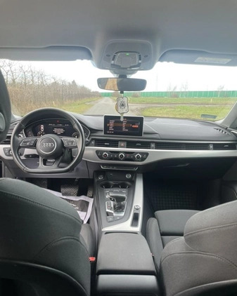 Audi A5 cena 99000 przebieg: 52000, rok produkcji 2018 z Brodnica małe 562